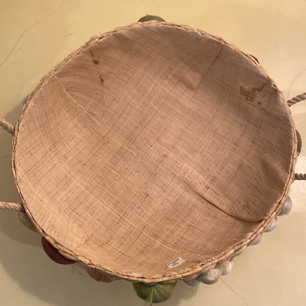 Vintage Woven Raffia Straw Round Casserole‎ Basket.  Handles.  Colorful Veggies